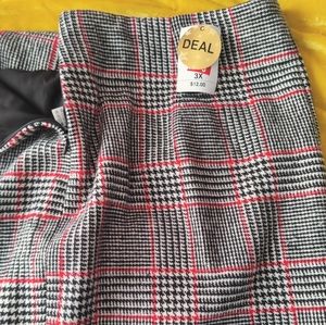 Plus size Plaid mini skirt